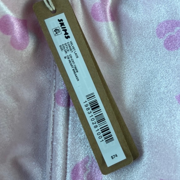 Skims Velvet Lace Corset Top Pink Heart Print Cropped Bustier NWT - Picture 4 of 6